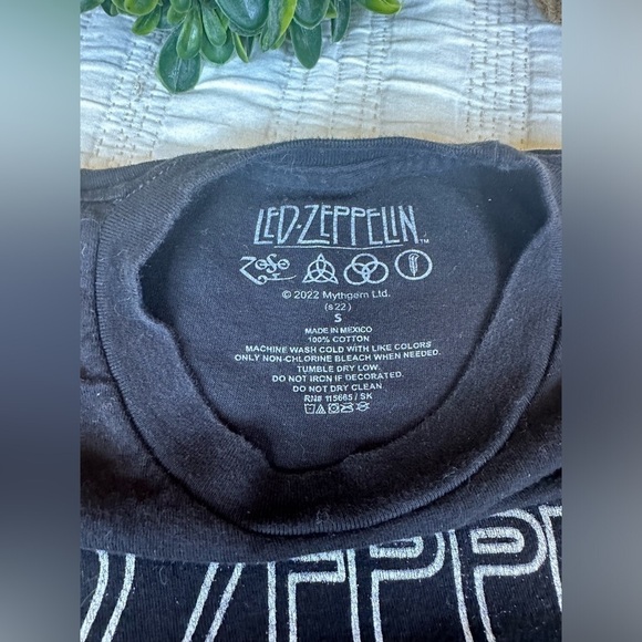 Led Zeppelin United States of America Short Sleeve T-Shirt in Black Size Small - Picture 5 of 5